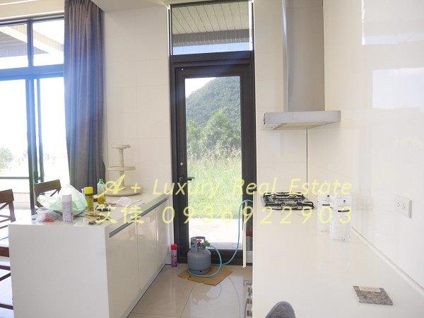 陽明帝景溫泉泳池別墅