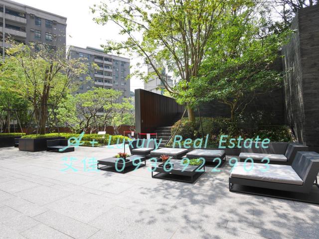 文心AIT樓中樓