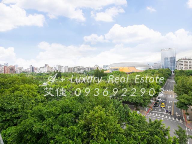 仁愛逸仙大廈