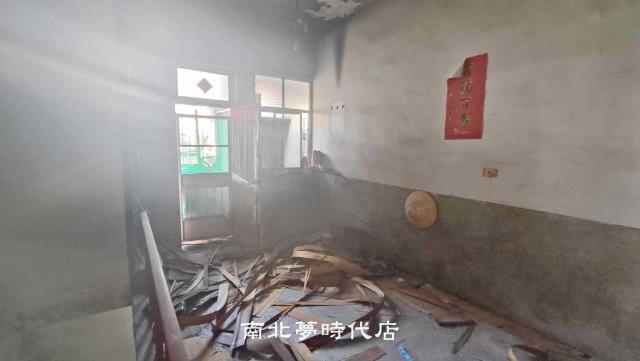 高雄苓雅透天-11