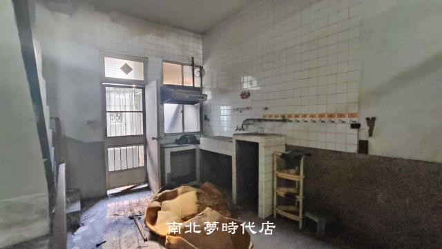 高雄苓雅透天-12