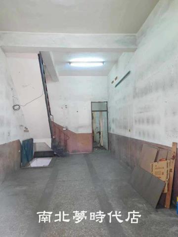 高雄苓雅透天-1