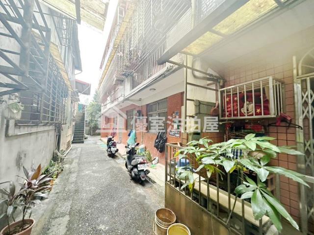 基隆法拍透天-7