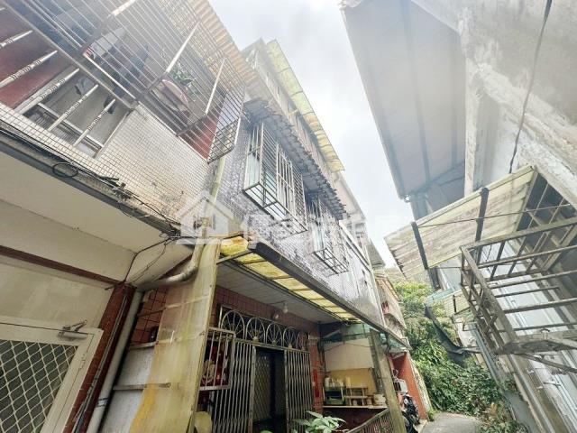 基隆法拍透天-8
