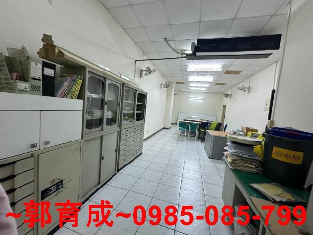 嘉義西區店面-9