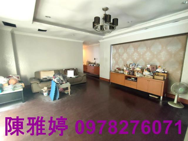 高雄新興區透天-3