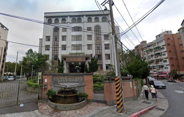 台北文山區公寓法拍-1