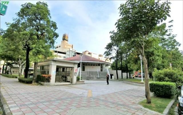 高雄前金大樓-8