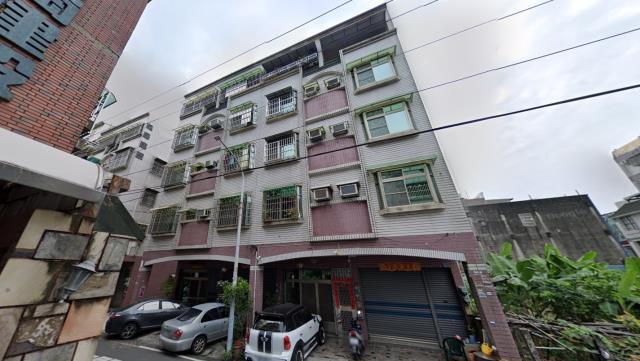 高雄岡山透天法拍-6