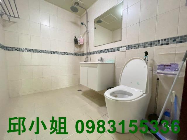 西區透天-11