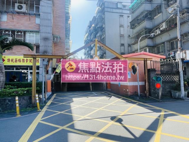 土城拍賣大樓-8