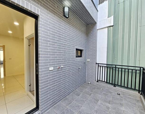 台南東區透天-12