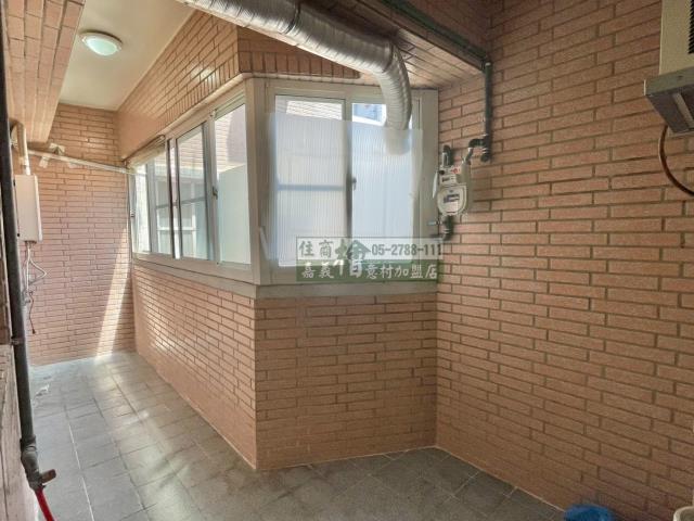 嘉義東區華廈-8