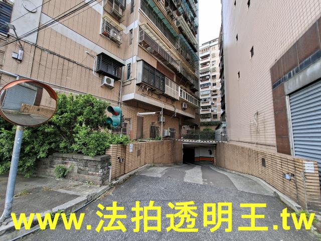 新北蘆洲大樓法拍-8