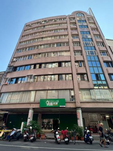 高雄三民區法拍大樓-4