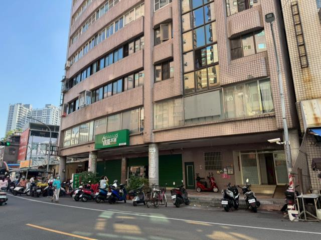 高雄三民區法拍大樓-7