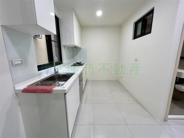 高雄岡山透天-4