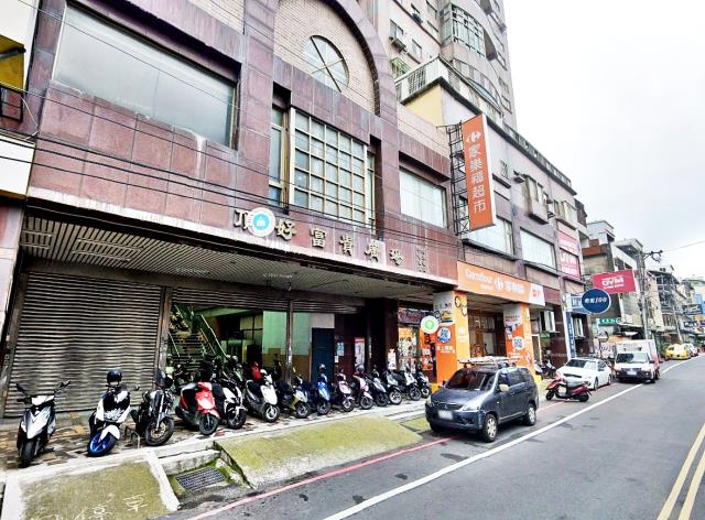 竹東鎮民德路頂好富貴
