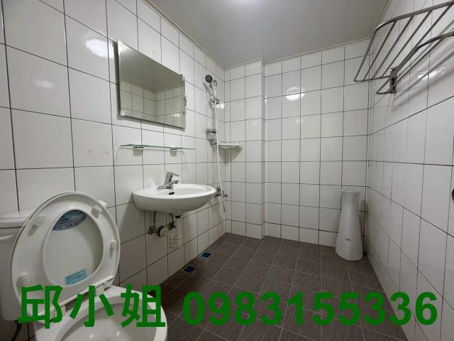 西區透天-11