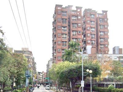 新北三重法拍大樓-2
