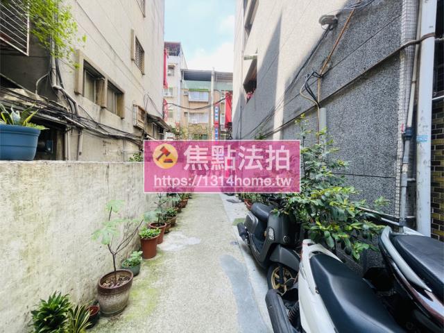 新北中和拍賣公寓-8