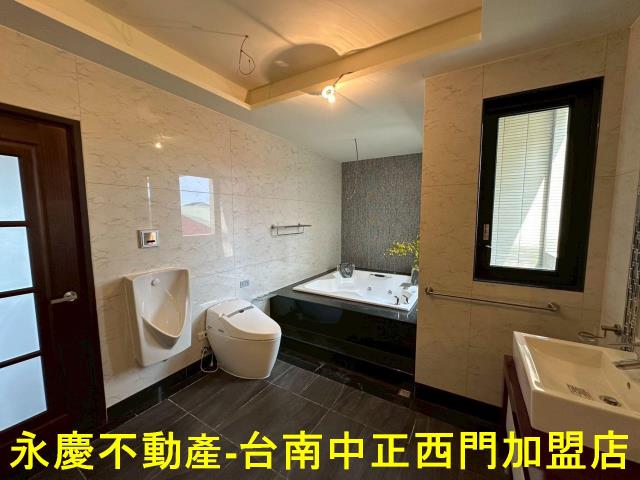 台南南區透天-9