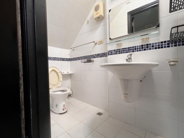 台南安平透天-7