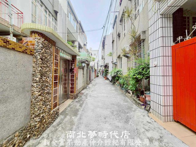 中西區透天-12