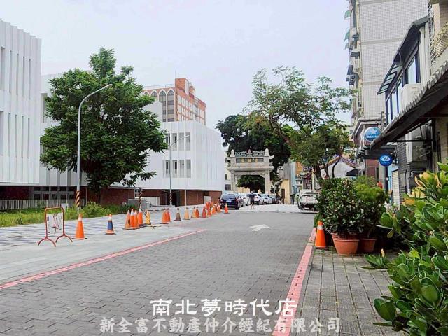 中西區透天-13
