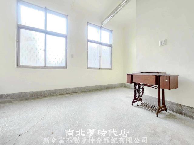 中西區透天-4