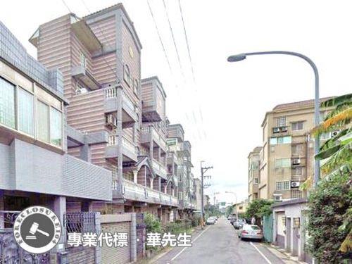 八里透天法拍-2