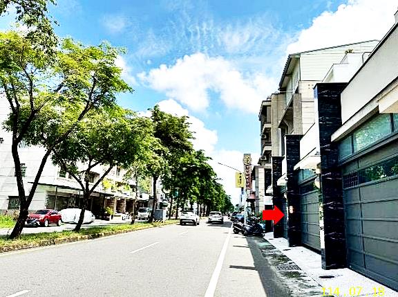 台南市東區裕信路店墅