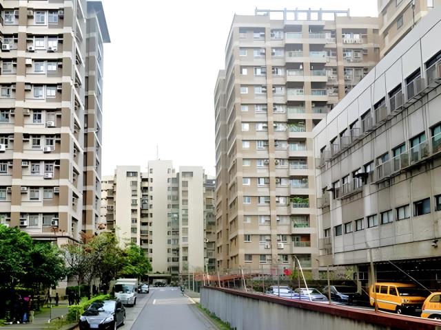 台北萬華法拍大樓-5