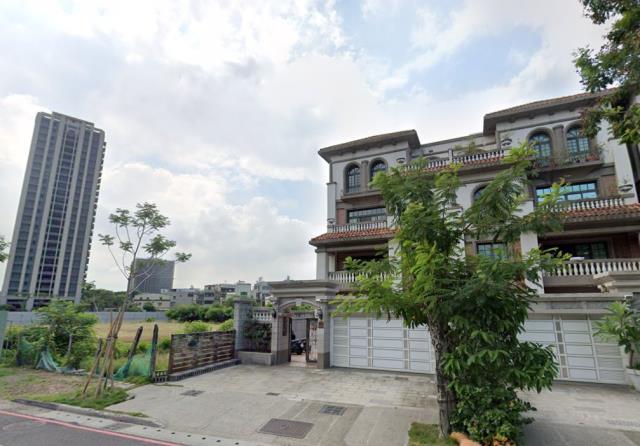 高雄楠梓別墅拍賣-3