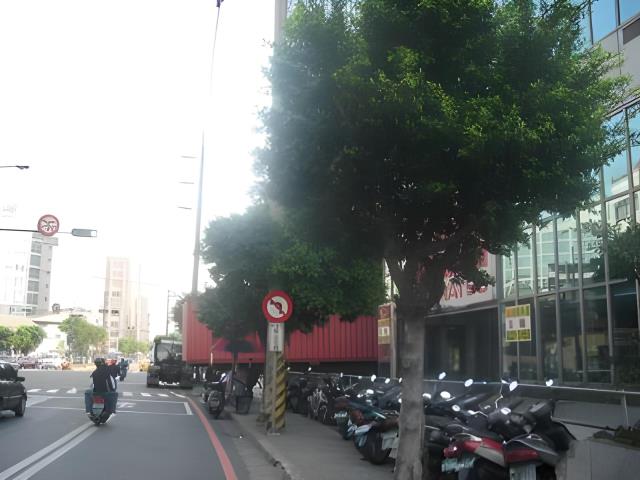 新北中和中和好市多商圈法拍-10