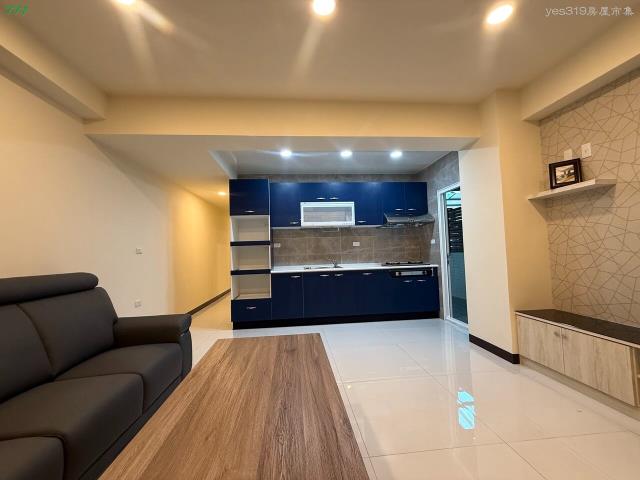 高雄新興區大樓-5