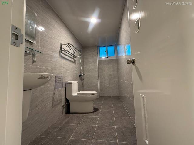 高雄新興區大樓-7