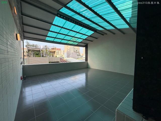 高雄新興區大樓-8