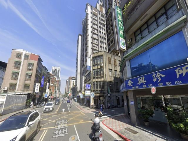 台北萬華法拍大樓-5