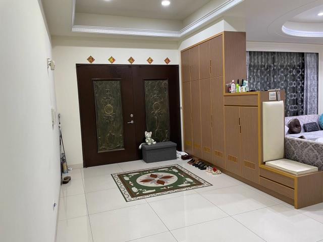 林口交流道大電梯別墅