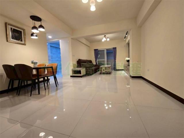 高雄新興區大樓-3