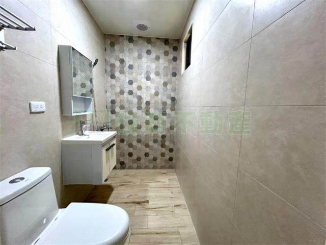 高雄鳳山透天-12