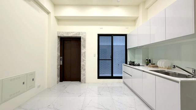 台南南區透天-10