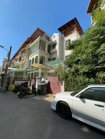 高雄楠梓法拍透天-6