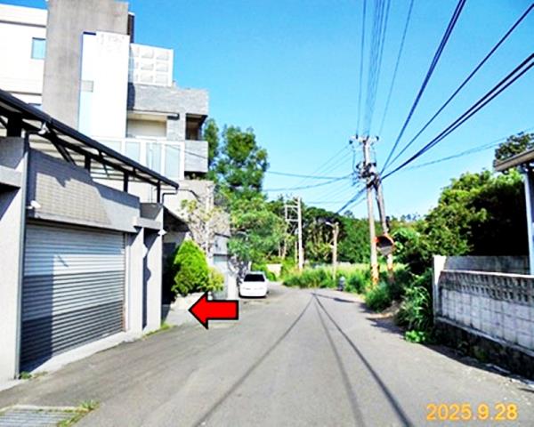 東區拍賣透天-5