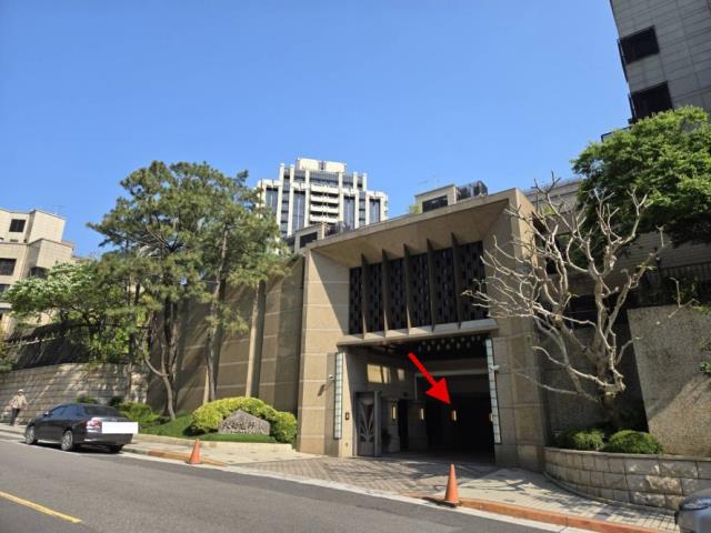 台北士林法拍大樓-3