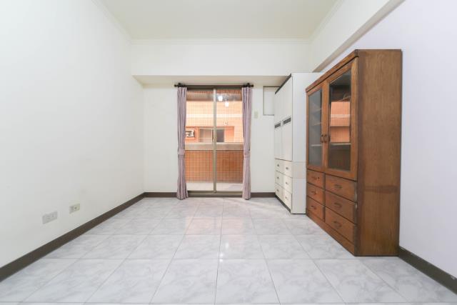 高雄三民區大樓-8