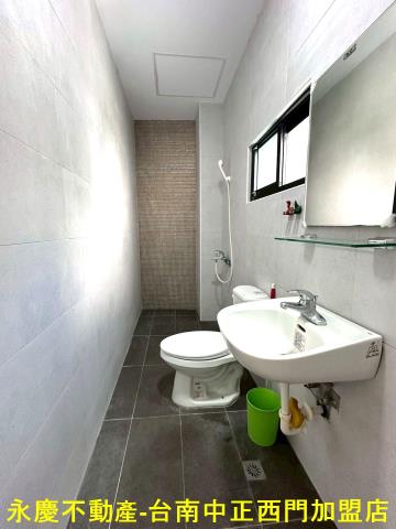 台南中西區透天-8