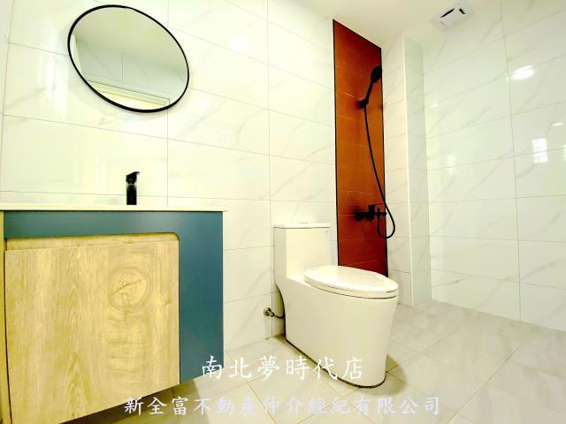 台南南區透天-12