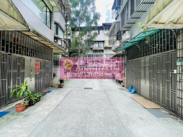 信義區公寓法拍-11